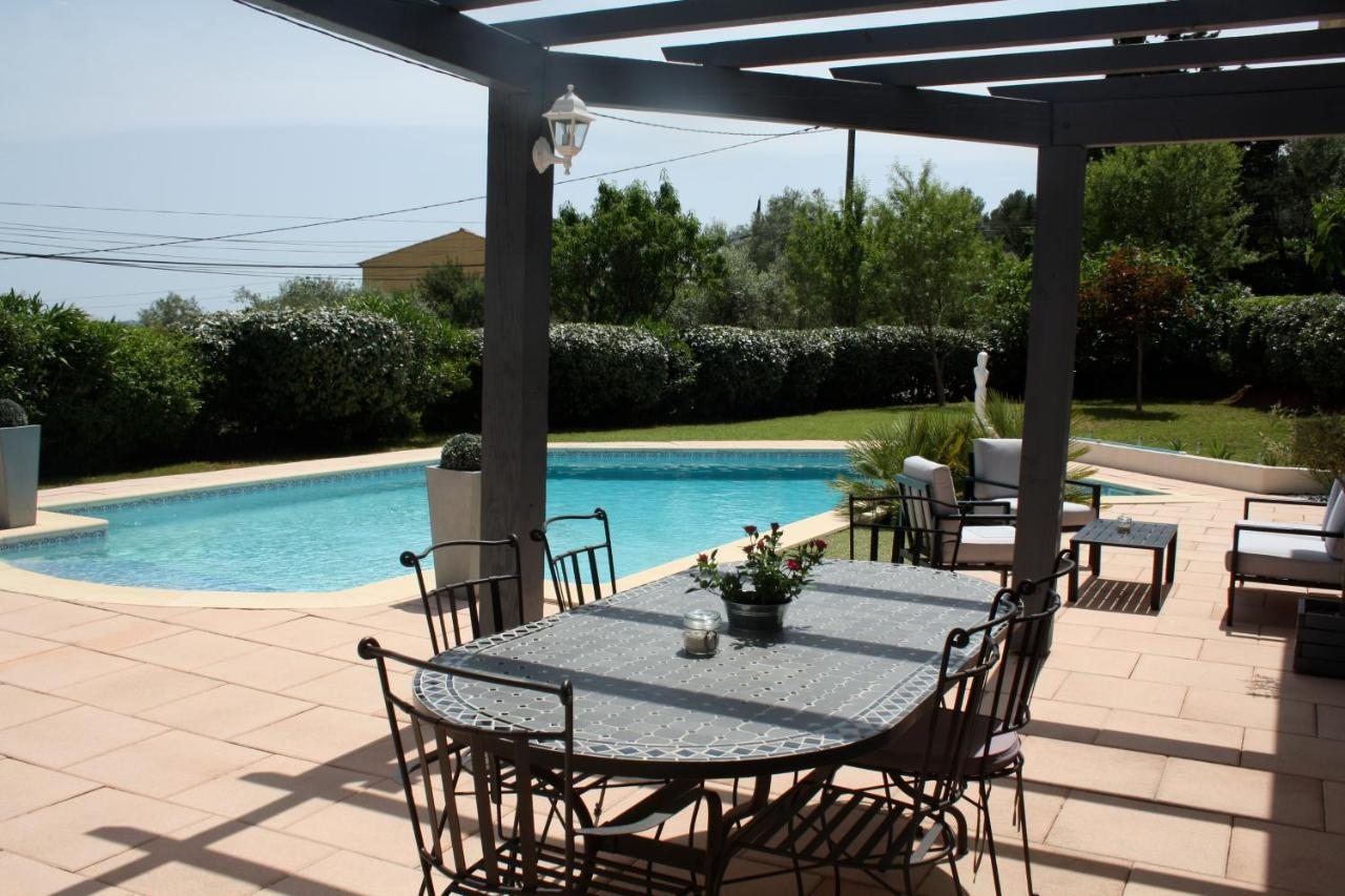 La Villa d'Olivène Cuers Extérieur photo