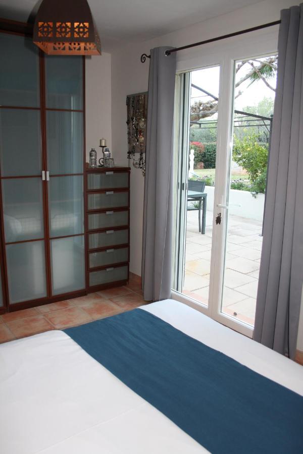 La Villa d'Olivène Cuers Extérieur photo